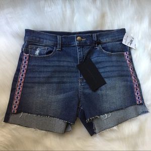 nwt black label embroidered shorts